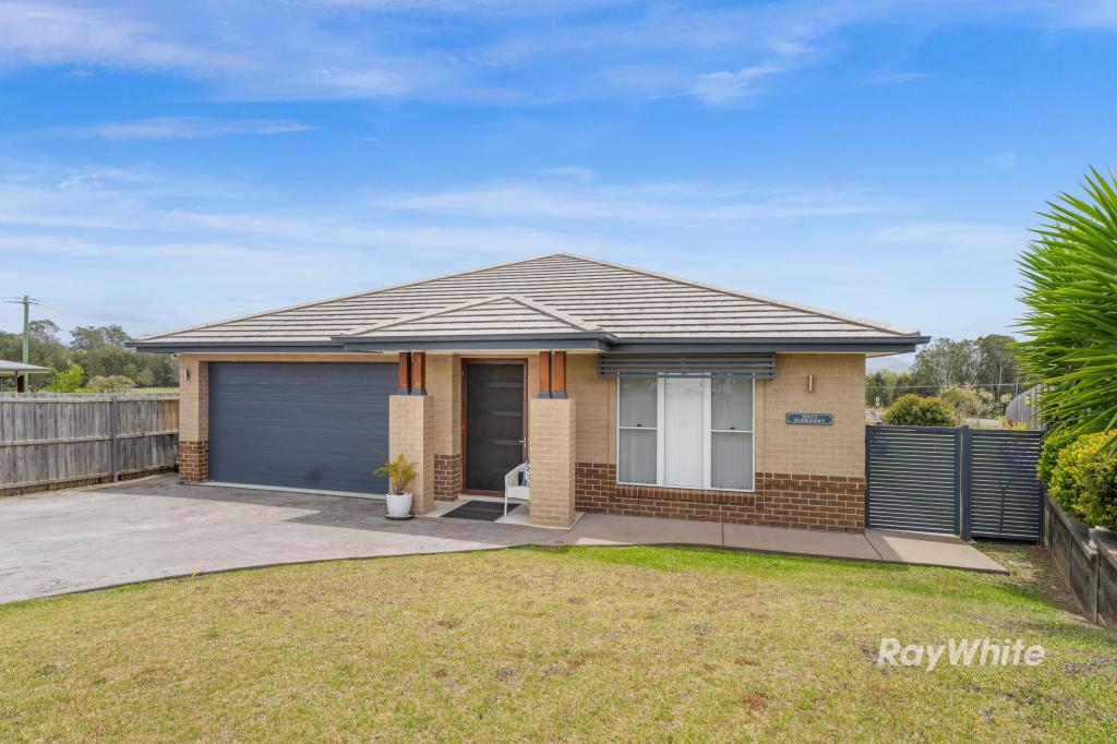 13 Dr King Cl, Moruya, NSW 2537