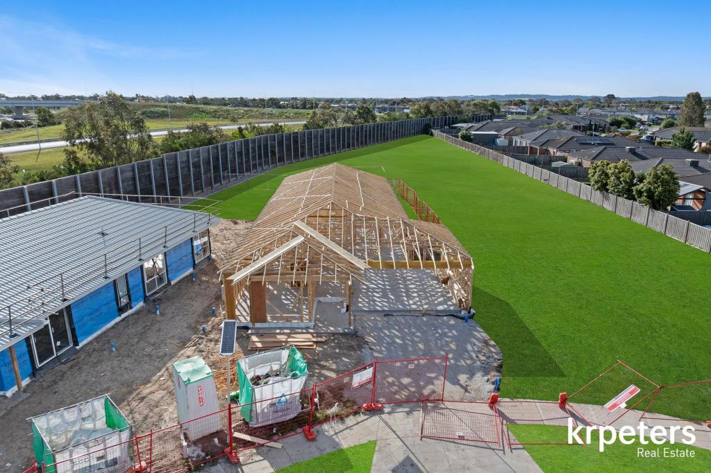 4 Tomer Pl, Pakenham, VIC 3810