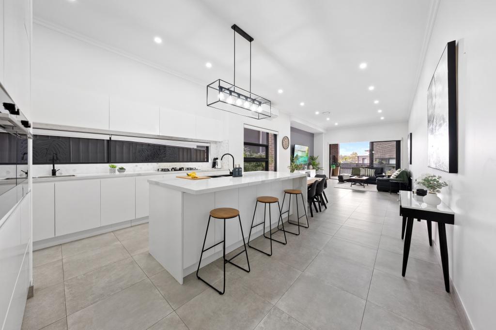 102 Kalang Rd, Edensor Park, NSW 2176