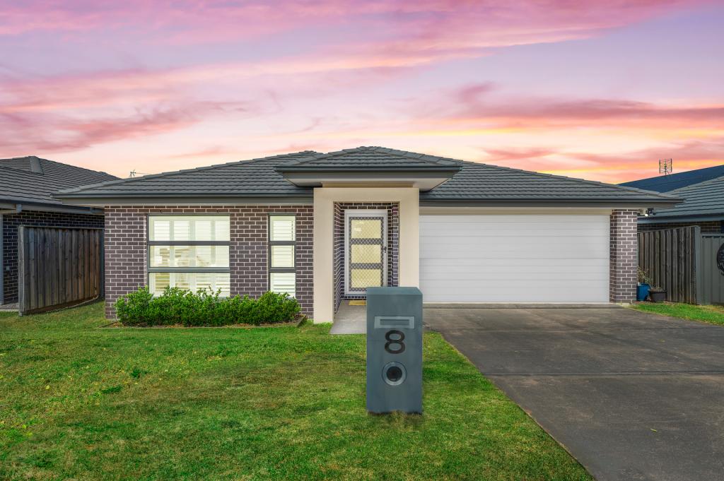 8 Sandpiper Cct, Aberglasslyn, NSW 2320