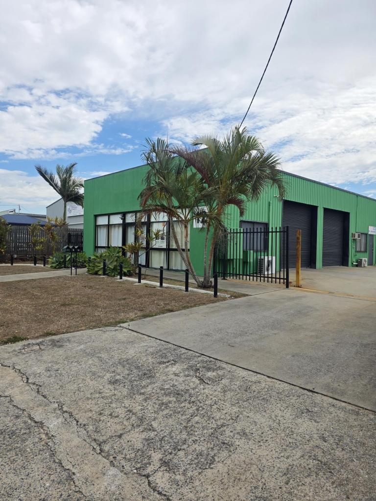 1/12 Crow St, Gladstone Central, QLD 4680
