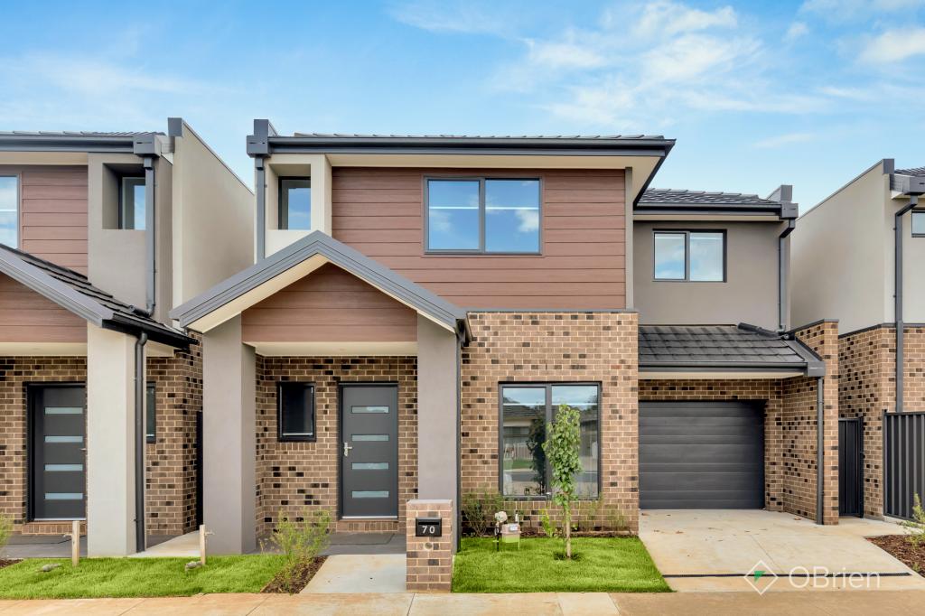 70 WEDGE ST, WERRIBEE, VIC 3030