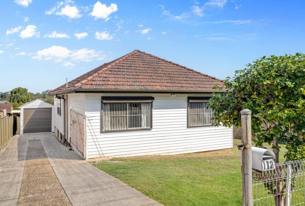 112 Cornelia Rd, Toongabbie, NSW 2146