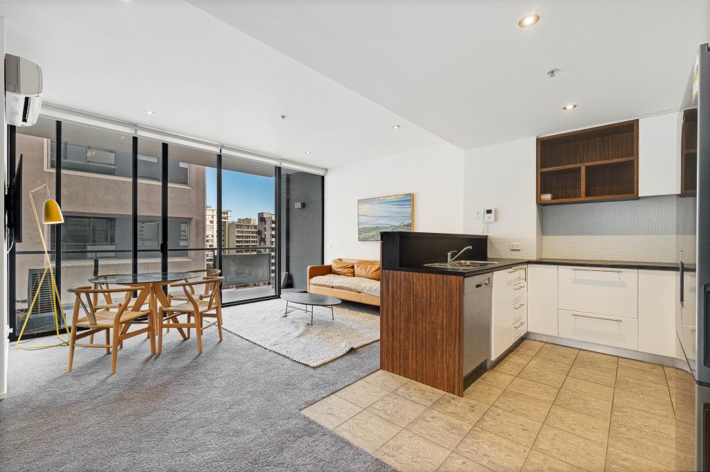 901/610 ST KILDA RD, MELBOURNE, VIC 3004
