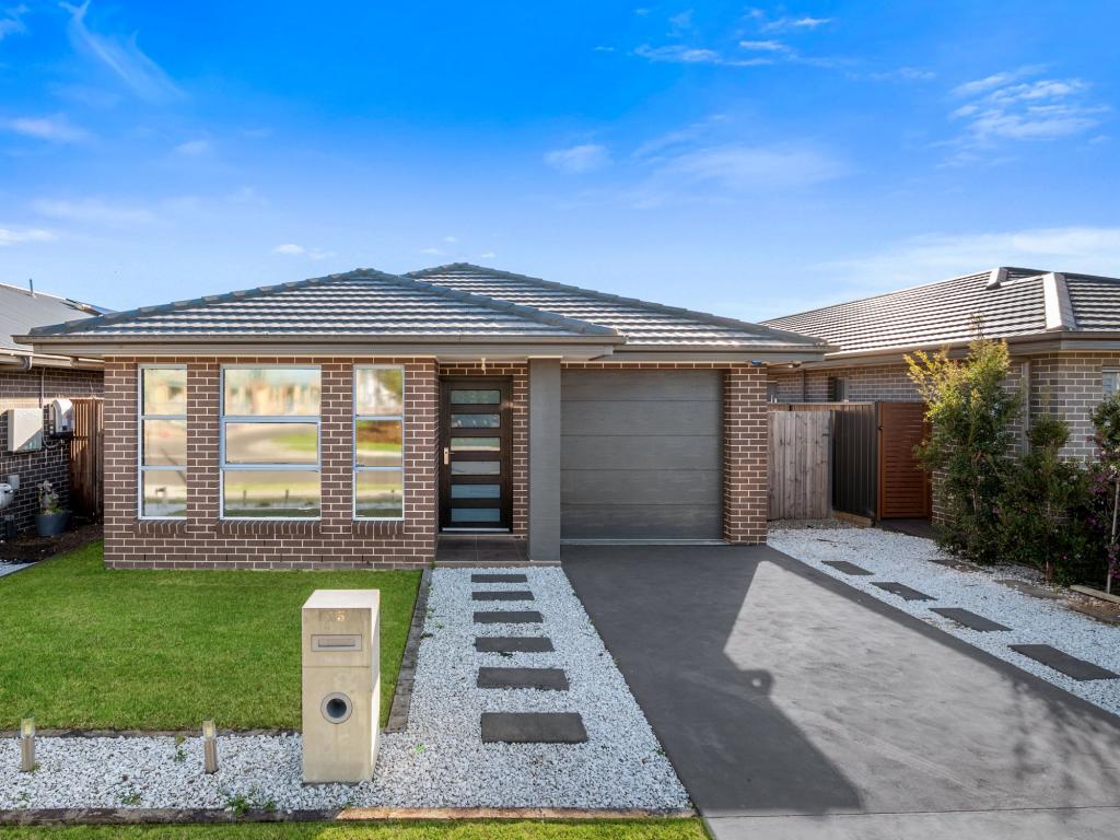 25 Charbray Loop, Oran Park, NSW 2570