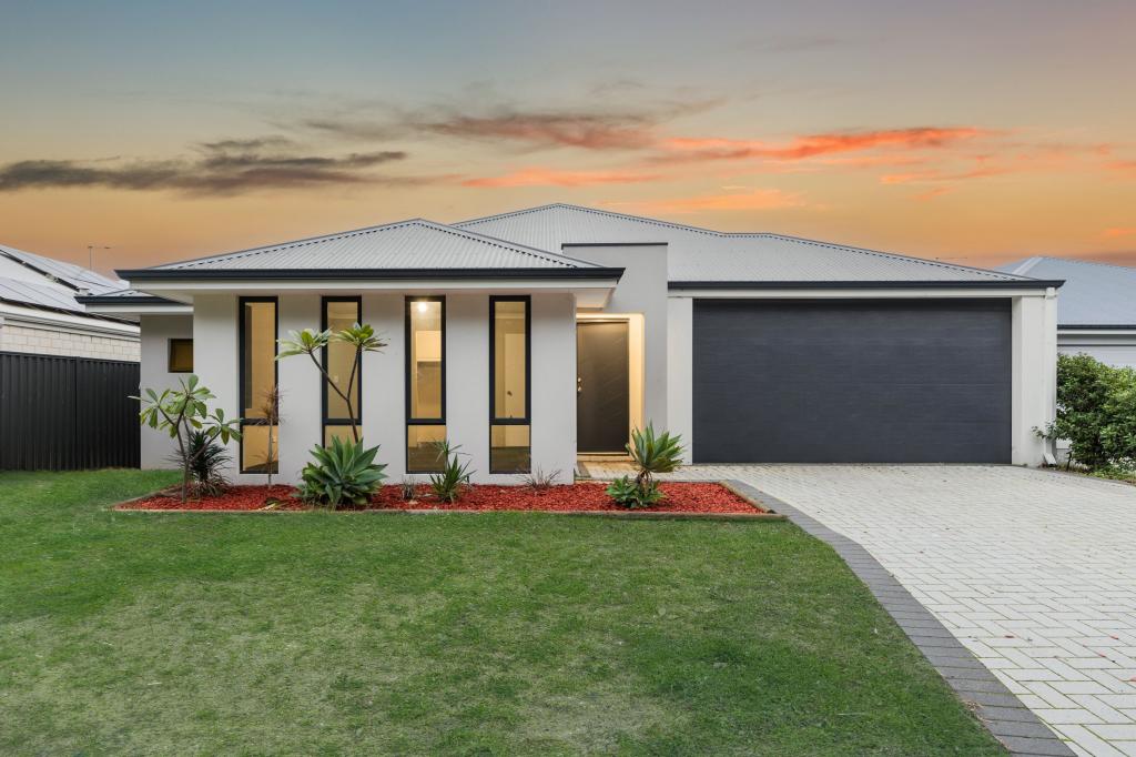 33 LOMOND WAY, SEVILLE GROVE, WA 6112