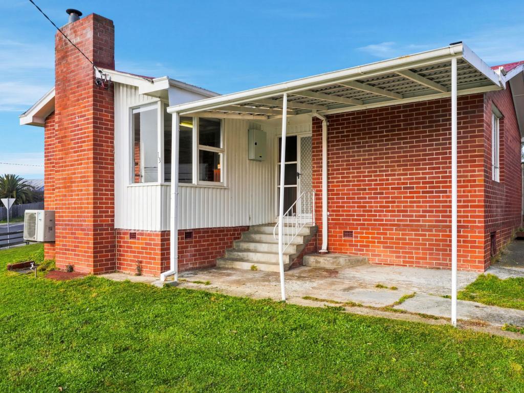 13 Euston St, Claremont, TAS 7011