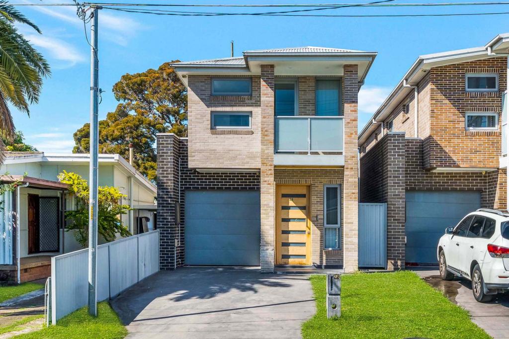 28 Earl St, Canley Heights, NSW 2166