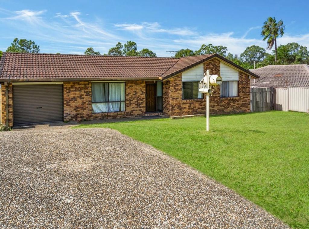 39 Silvertop St, Hillcrest, QLD 4118