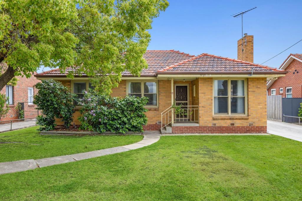 1/50 BOUNDARY RD, EAST GEELONG, VIC 3219