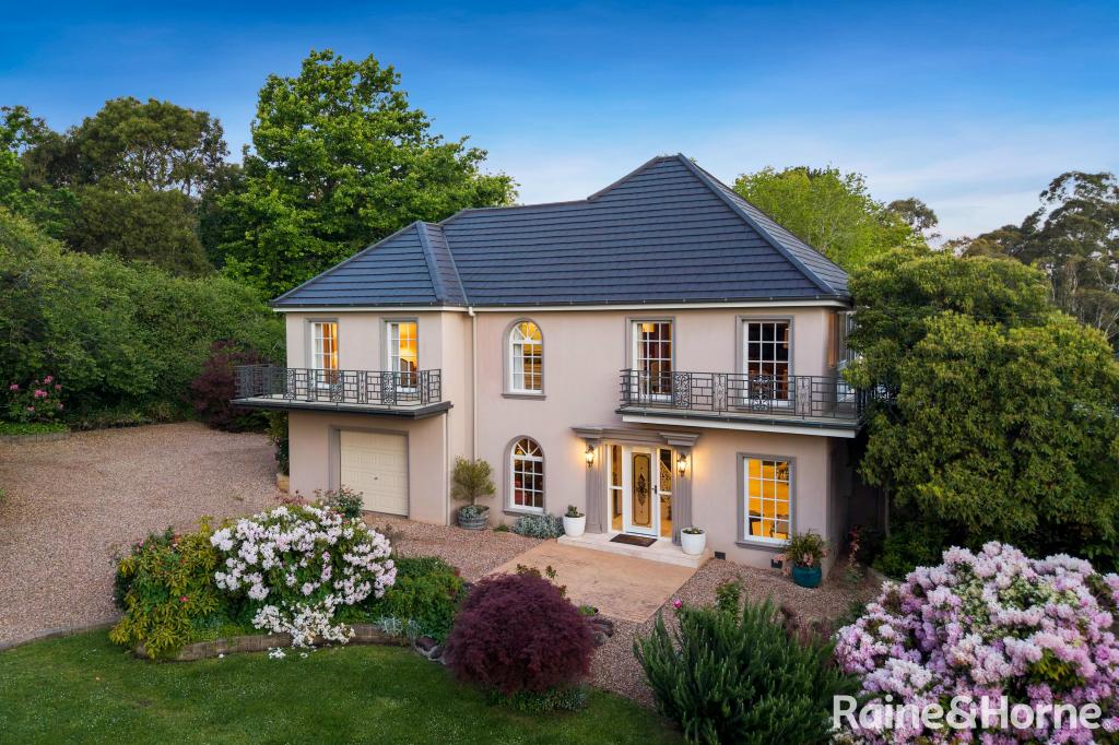 5 GOVERNORS DR, MOUNT MACEDON, VIC 3441