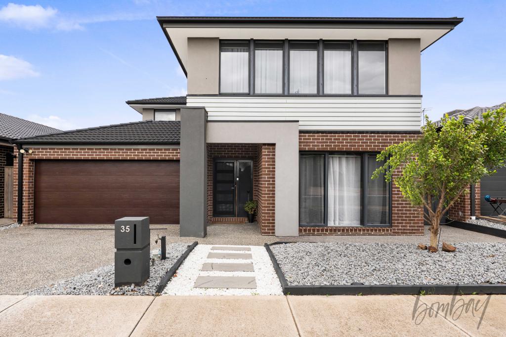 35 Upthorpe Way, Mickleham, VIC 3064