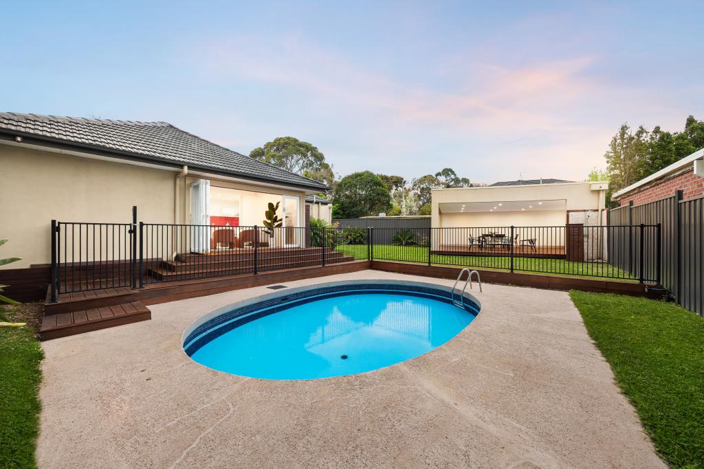 130 Somers Ave, Macleod, VIC 3085