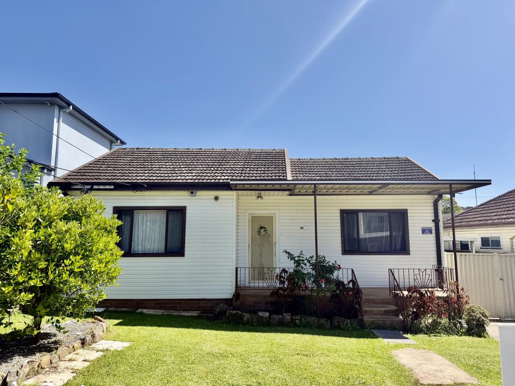 80 Stella St, Fairfield Heights, NSW 2165