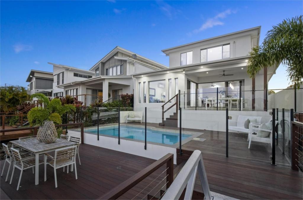 Contact agent for address, HOPE ISLAND, QLD 4212