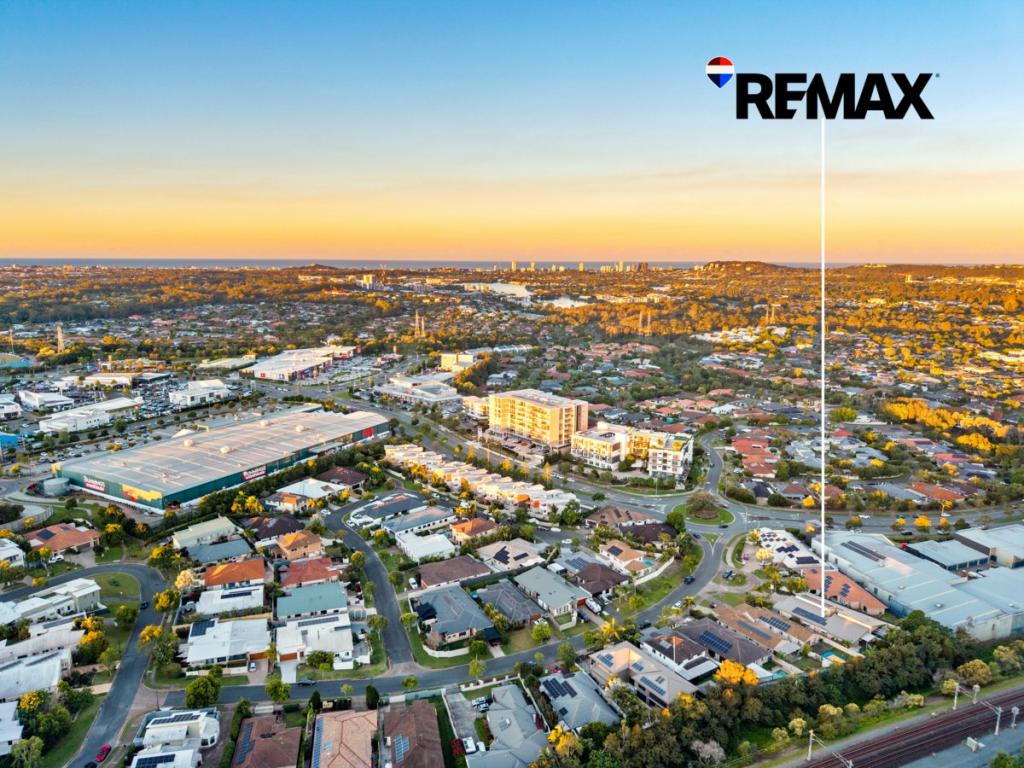 2/49 HEIGHTS DR, ROBINA, QLD 4226