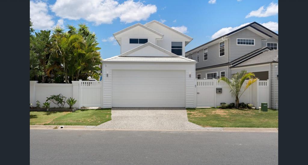 16 Conifer Cres, Broadbeach Waters, QLD 4218