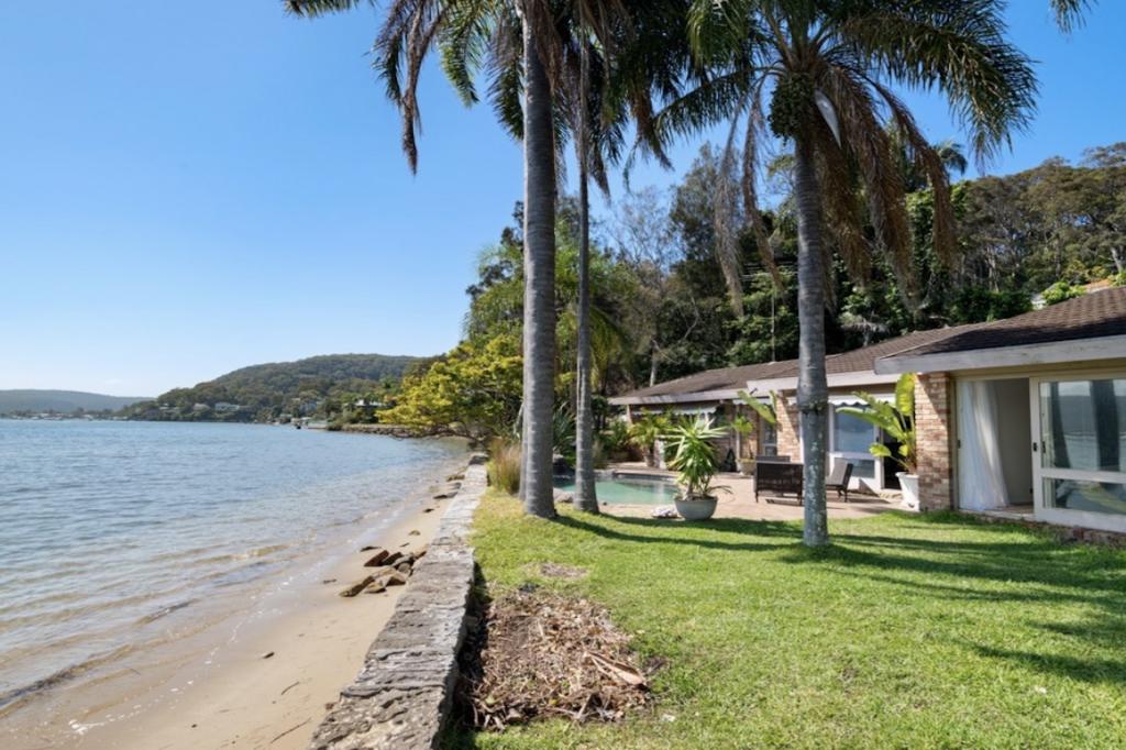 877 Barrenjoey Rd, Palm Beach, NSW 2108