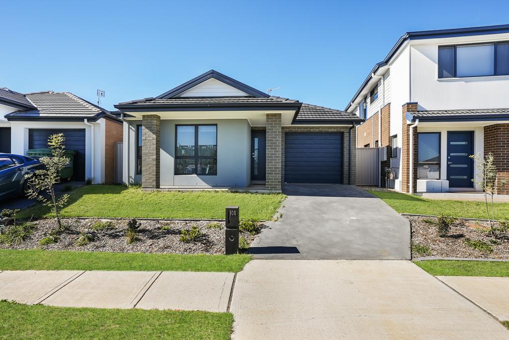 108 Healy Ave, Gregory Hills, NSW 2557