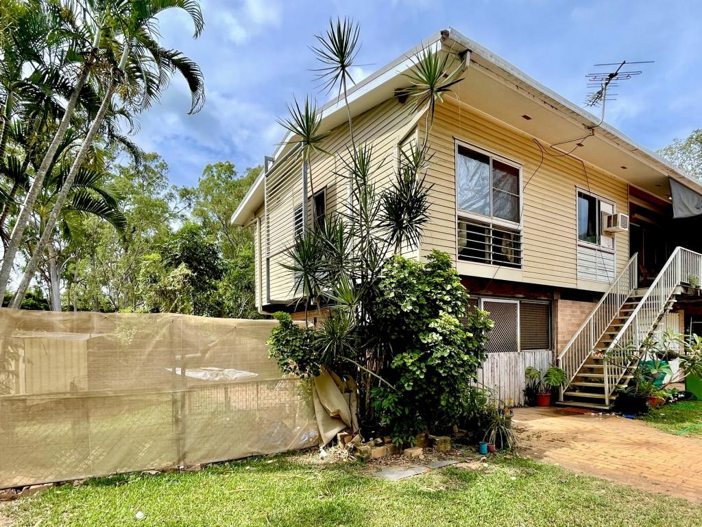 2/8 Wattle Tce, Trunding, QLD 4874