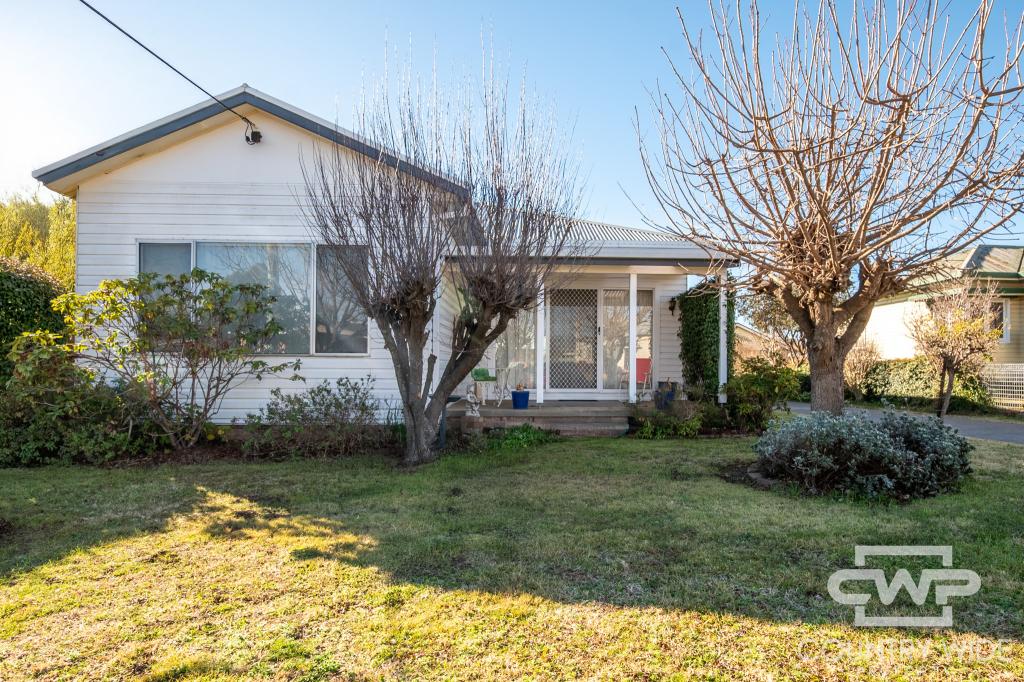 268 Ferguson St, Glen Innes, NSW 2370