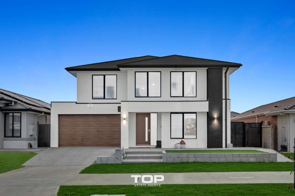 129 MANTON RD, CLYDE NORTH, VIC 3978