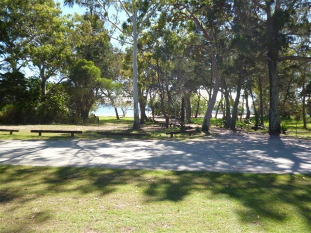 170 Victoria Parade Nth, Coochiemudlo Island, QLD 4184