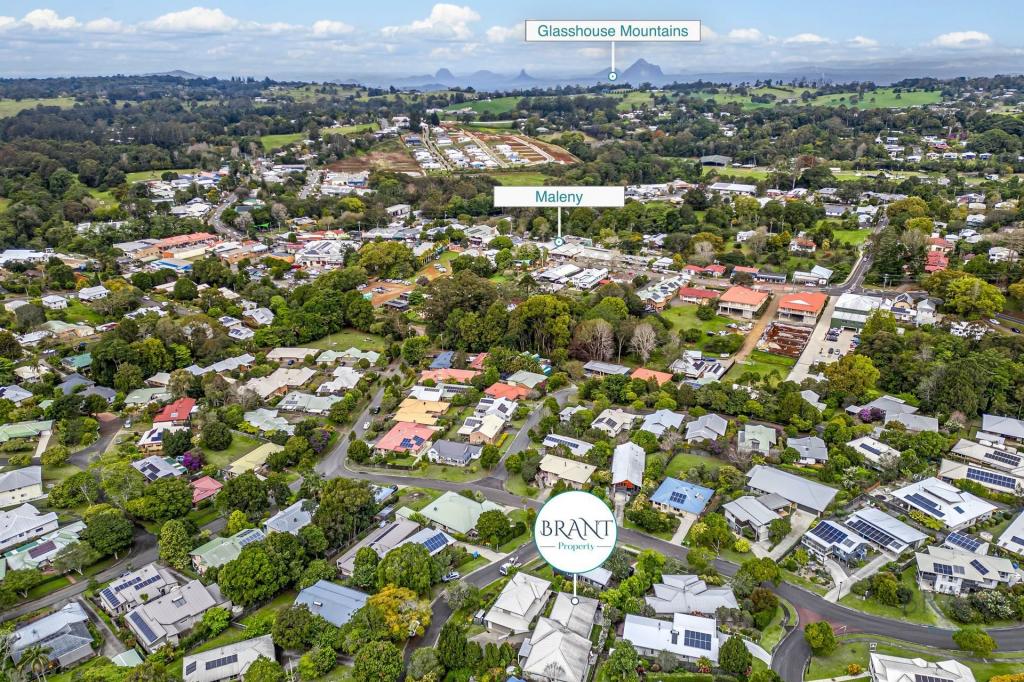 2/2 Sunnyside Ct, Maleny, QLD 4552