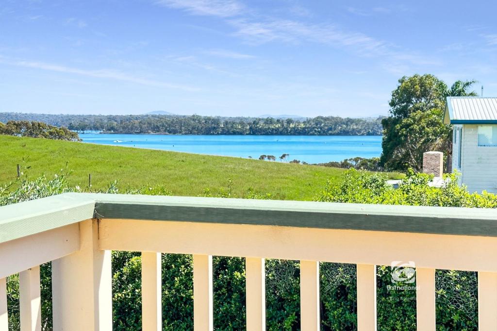 13 Outlook Dr, Lake Tyers Beach, VIC 3909