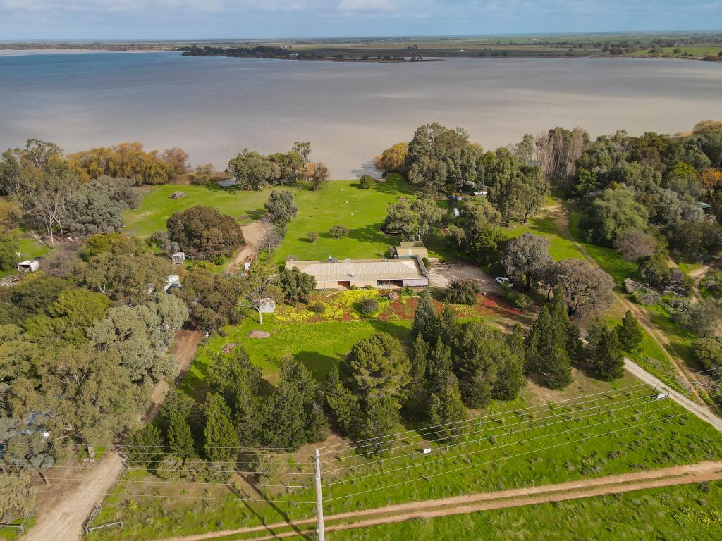 2571 Murray Valley Hwy, Mystic Park, VIC 3579