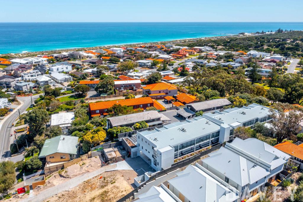 19/18 Ozone Pde, Trigg, WA 6029