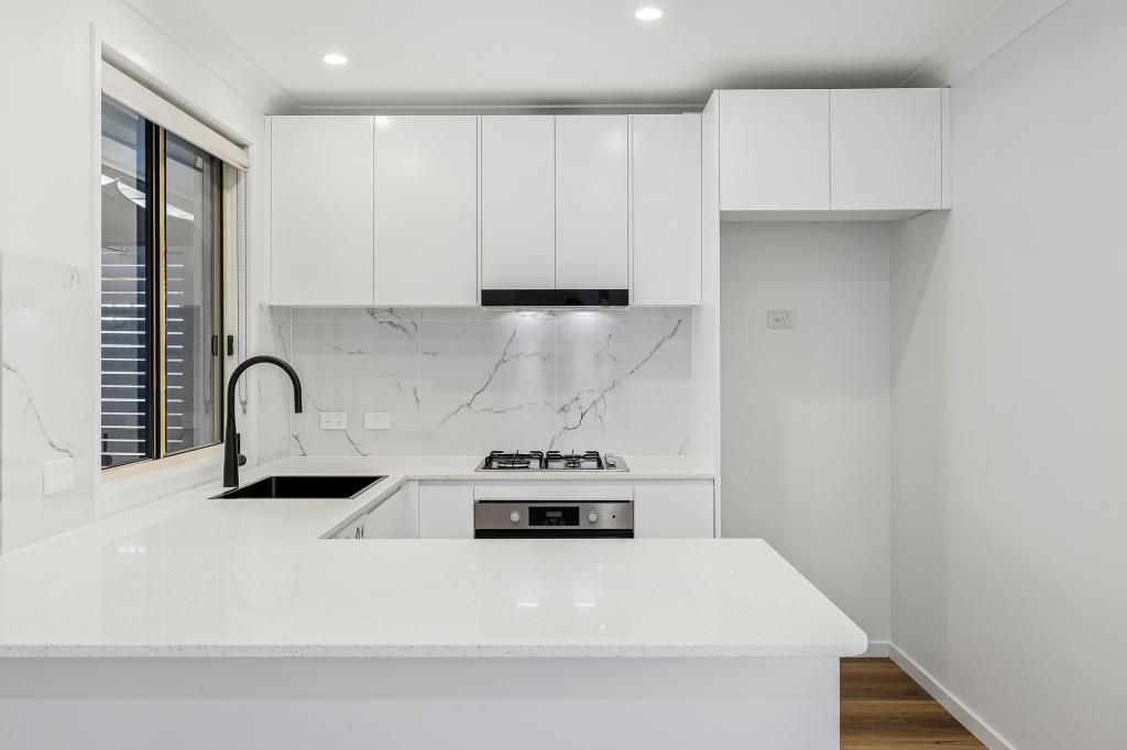10 Blamey Pl, Narellan Vale, NSW 2567