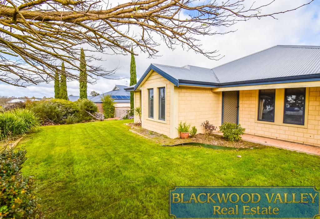 32 Balmoral Dr, Bridgetown, WA 6255