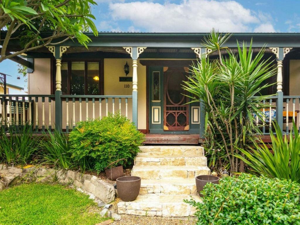 110 Barry St, Cambridge Park, NSW 2747