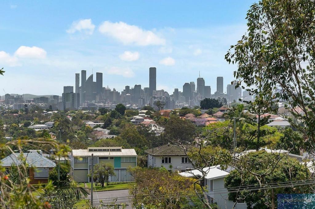 63 Dagmar St, Holland Park West, QLD 4121