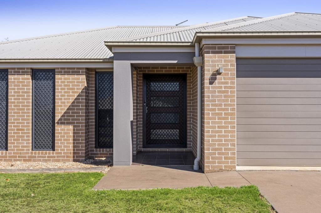 7 Quail Cres, Highfields, QLD 4352