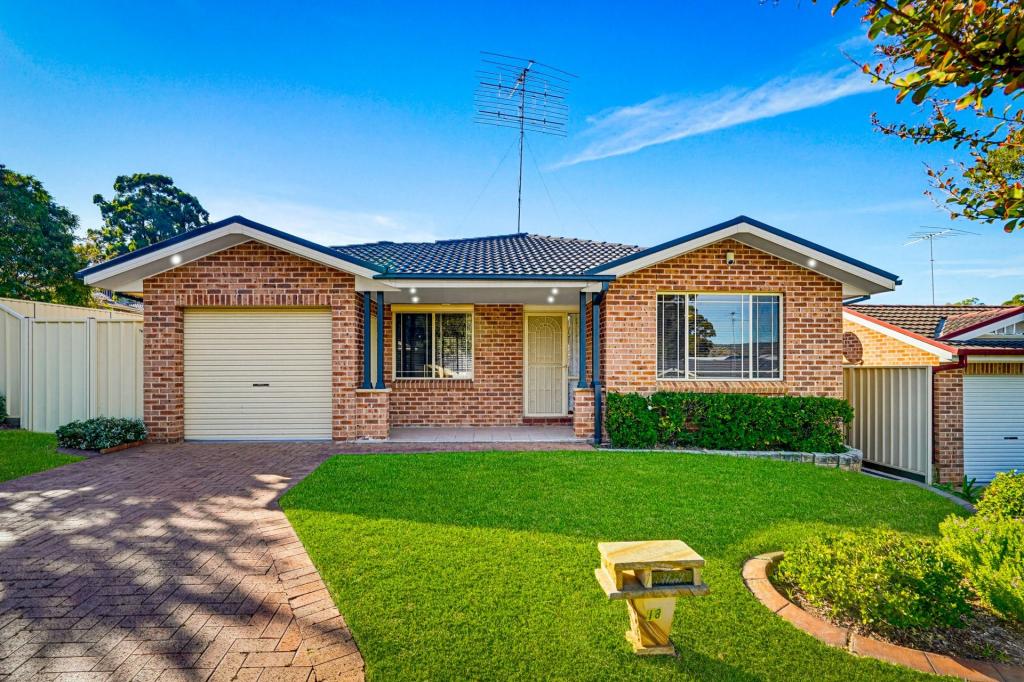 18 Cowan Pl, Glenmore Park, NSW 2745