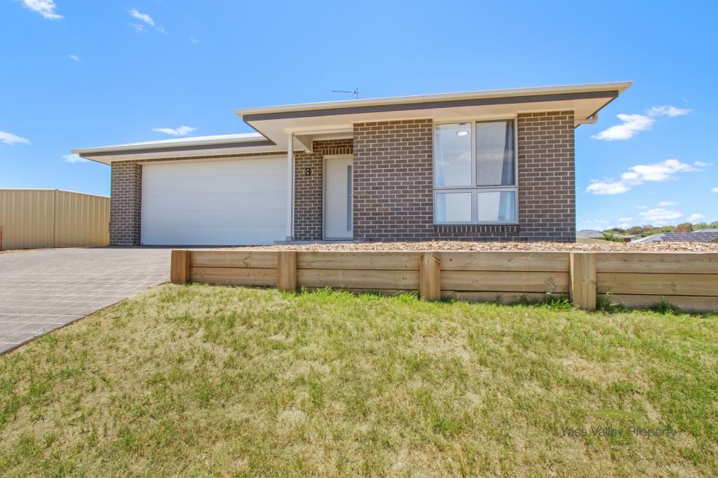 3 Birrie Cl, Yass, NSW 2582