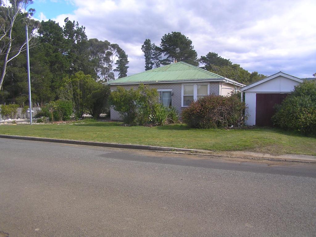 49 Melbourne St, Triabunna, TAS 7190