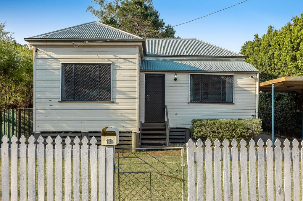 13 O'Quinn St, Harristown, QLD 4350