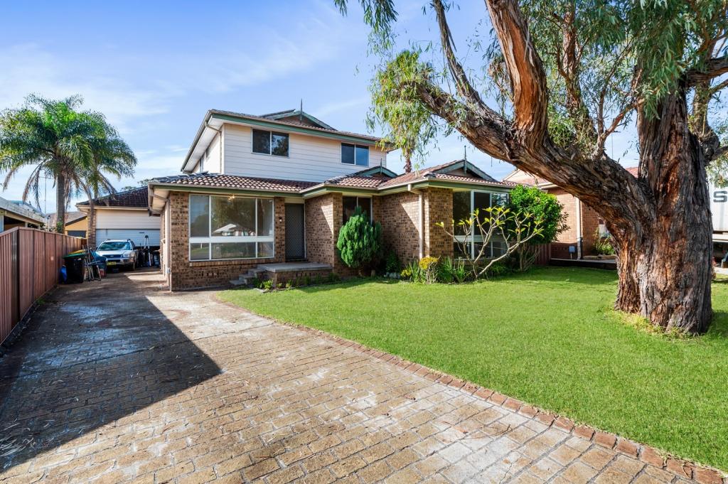 4 Brentwood Gr, Werrington Downs, NSW 2747