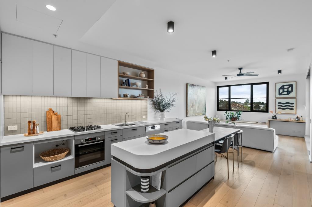 205/2a Flinders St, Thornbury, VIC 3071