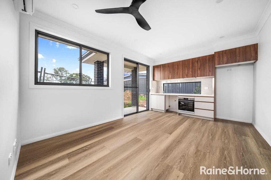 20b Meeson St, Claymore, NSW 2559