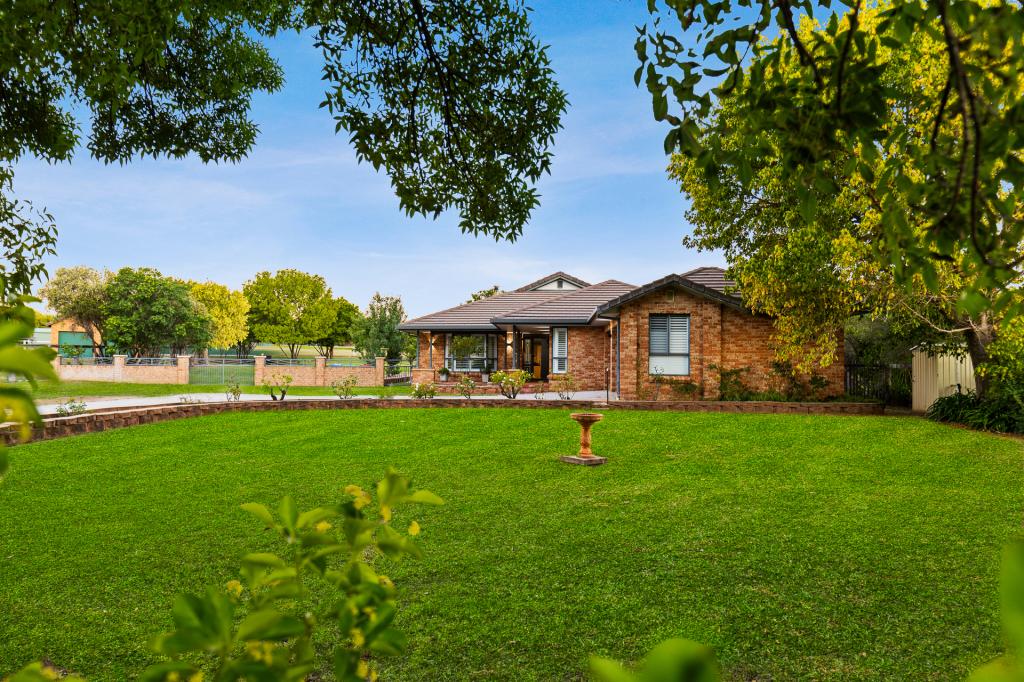 6 Chestnut Cl, Putta Bucca, NSW 2850