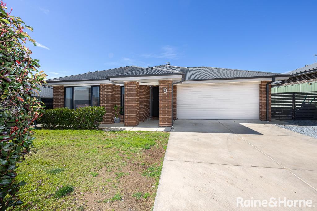 9 Kanooka Pl, Forest Hill, NSW 2651