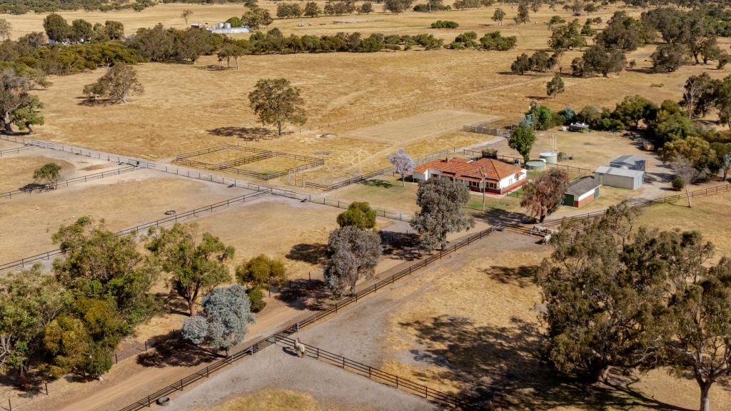 333 Greenlands Rd, West Pinjarra, WA 6208