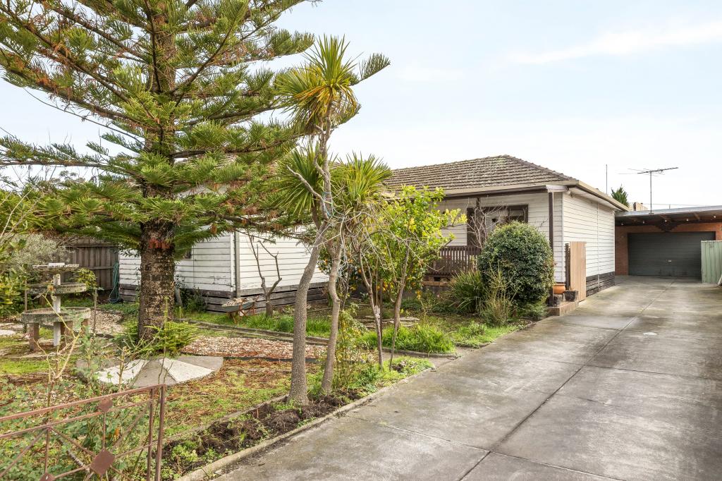 16 Truscott St, Glenroy, VIC 3046