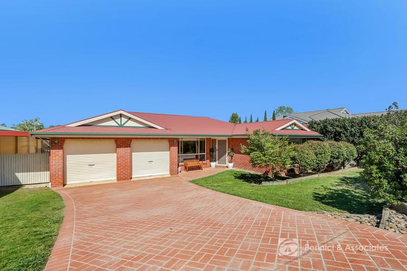 12 Whernside Dr, Wodonga, VIC 3690