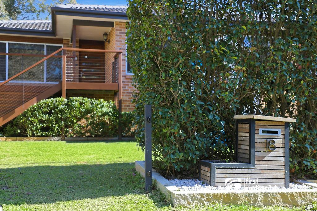 18 Smallwood Rd, Mcgraths Hill, NSW 2756