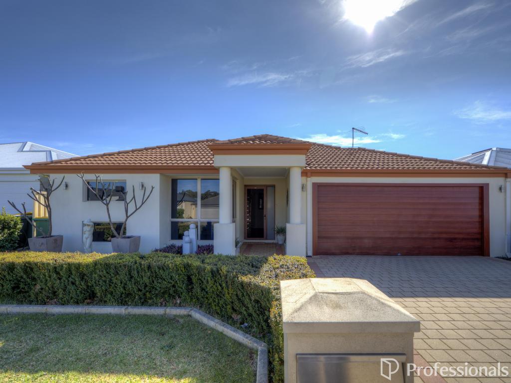 4 Balyat Way, Wattle Grove, WA 6107